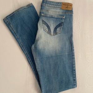 Hollister Low Rise Bootcut Size 5R